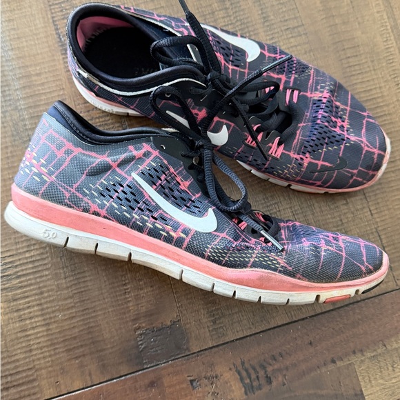 Nike Free 5.0 TR Fit 4 Running Shoe - Picture 2 of 9